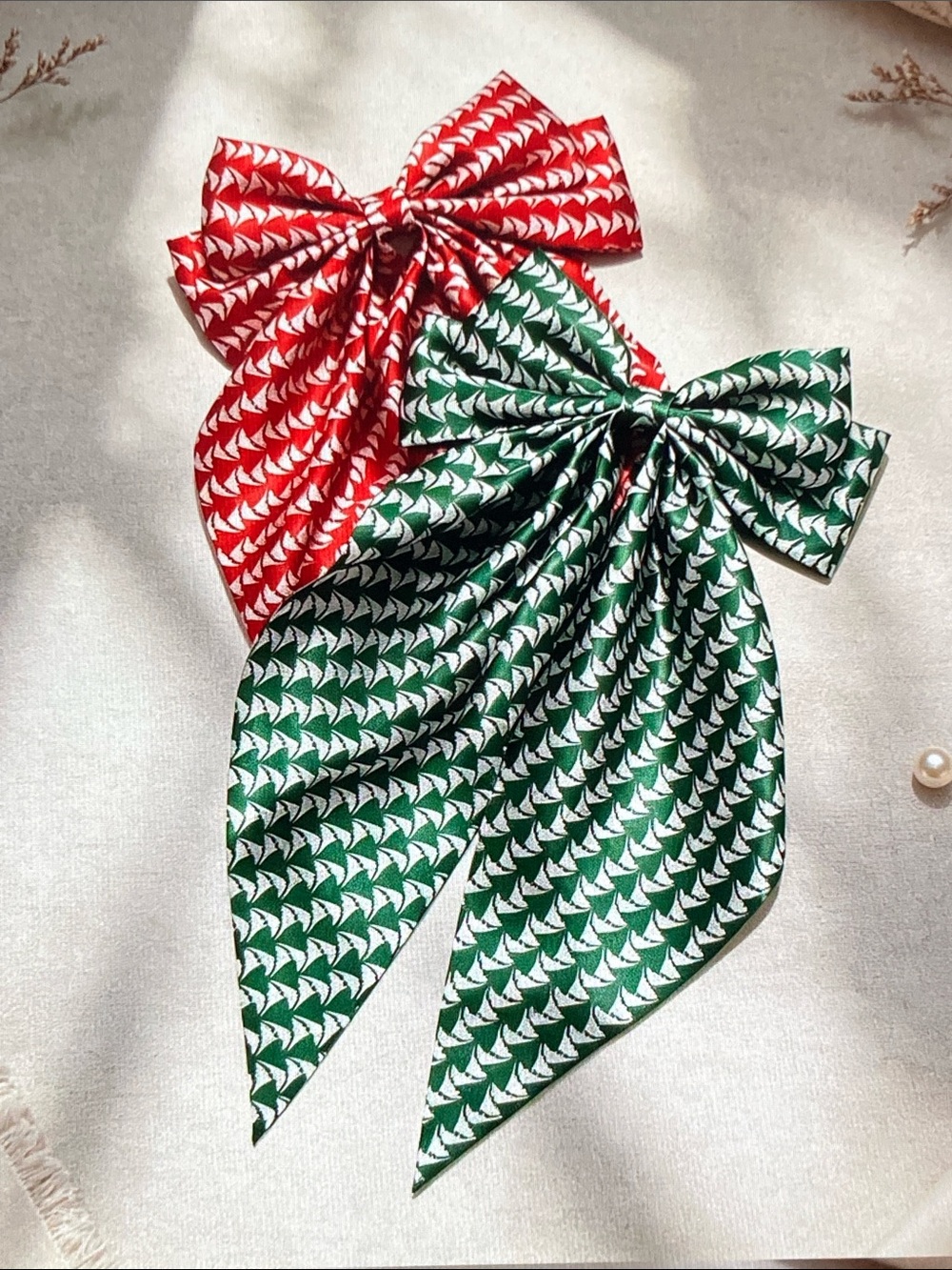 Fashion Poshers Red and Green Patterned Bow Clip Pair